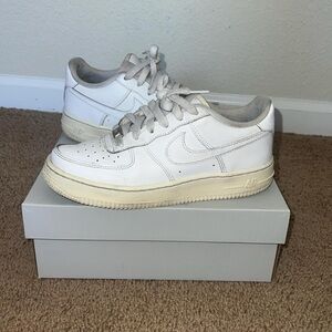 Nike Air Force 1